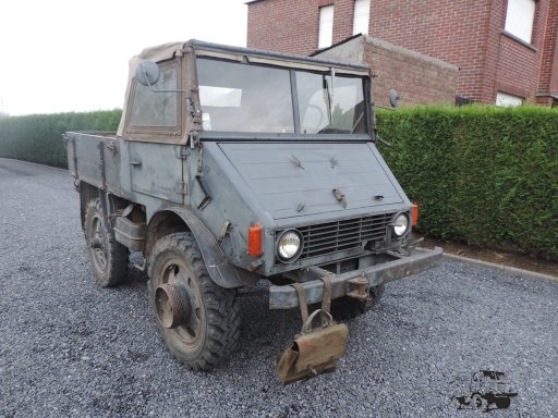 9001-unimog-401-ex-zwitsers-leger-unimog-401-ex-zw-2.jpg