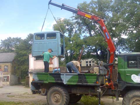 Привезли кабину родственнику на ГАЗ-3307