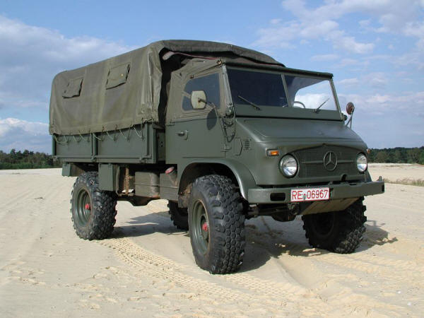 mercedes_gebrauchtwagen_unimog_4x4.JPG