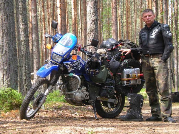 Опять я справа