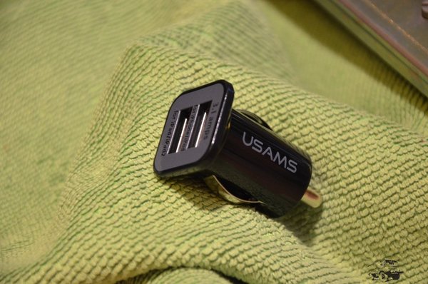 USB.JPG